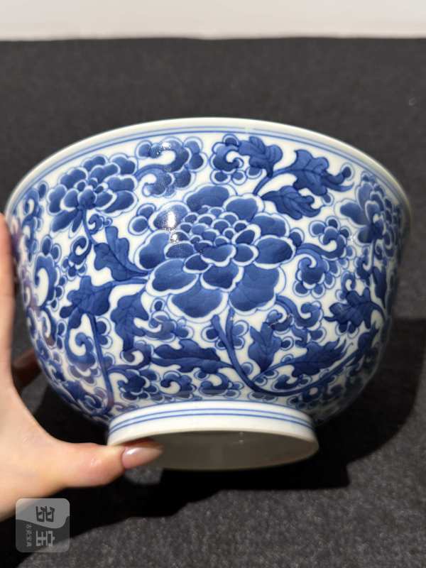 清康熙 青花缠枝牡丹纹碗 - 图4